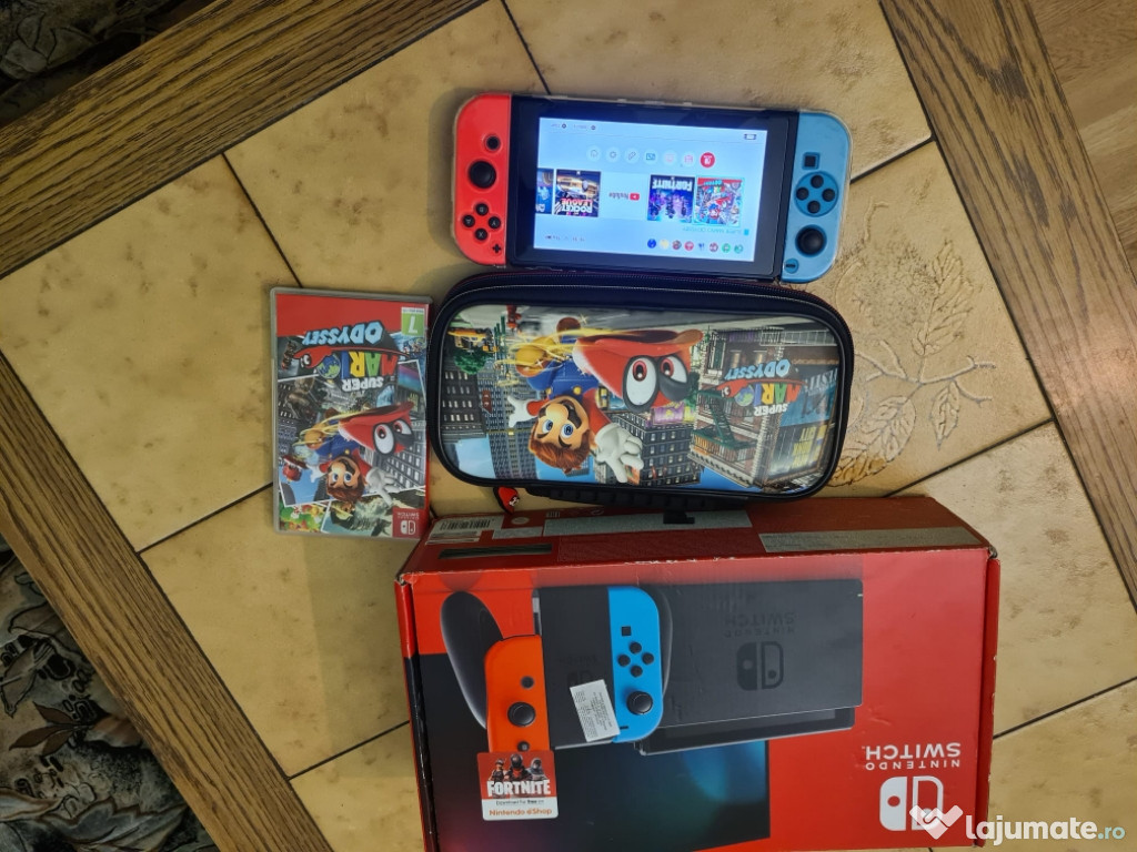 Vând consolă Nintendo Switch+ accesorii