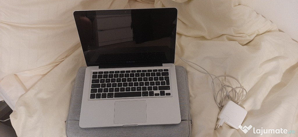 Laptop macbook pro