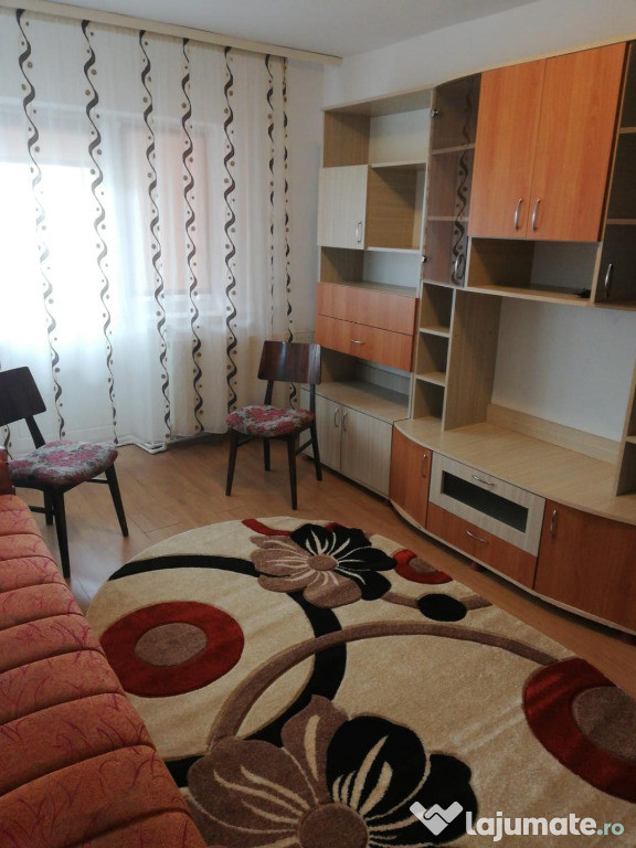 Ofer apartament 2 camere Moinești Bacău centru