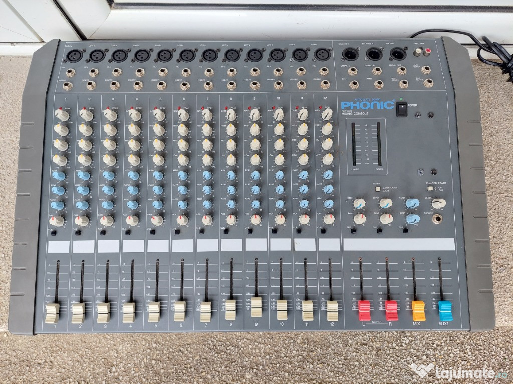 Mixer PHONIC 12 canale