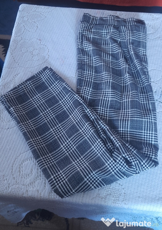 Pantaloni carouri gri