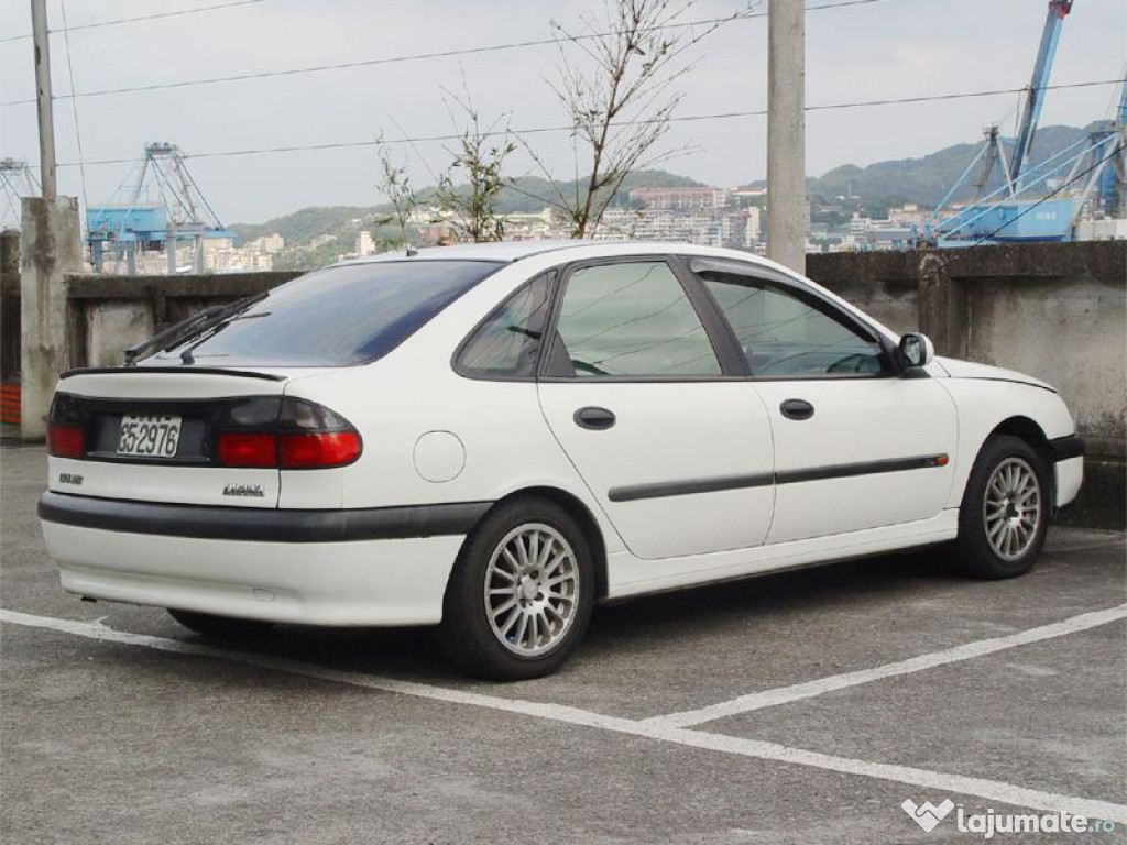 Dezmembrez Renault Laguna 1 1.9dti și 1.8 benzină