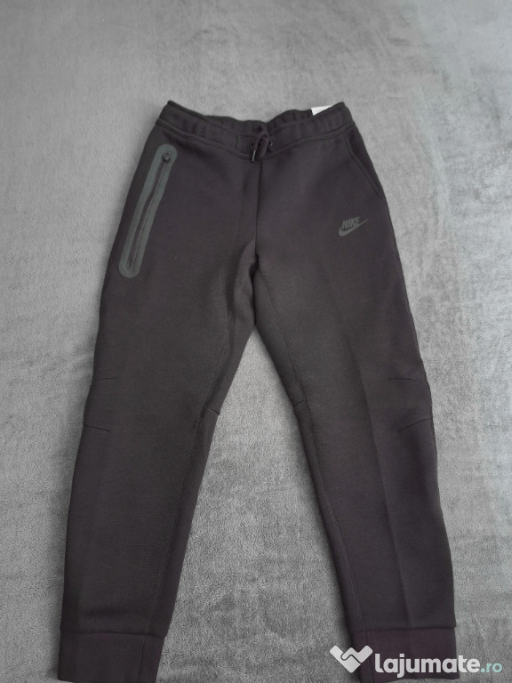 Nike Sportswear - Pantaloni de trening / 147-158cm