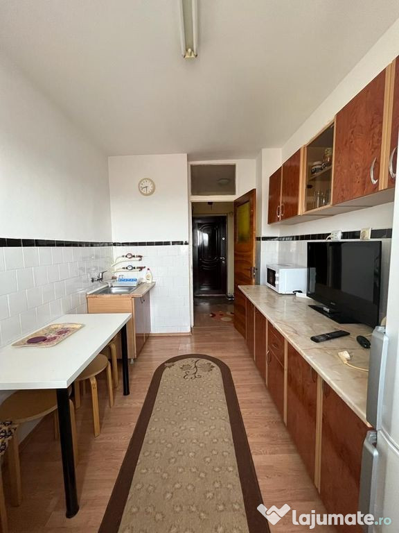 Apartament de 3 camere ( Bloc Reablilitat)-Margeanului-Co...