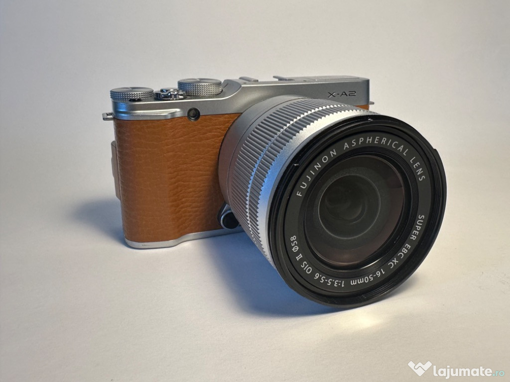 Aparat foto mirrorless Fujifilm X-A2