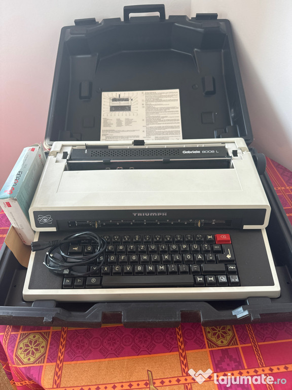 Mașină de scris electronică