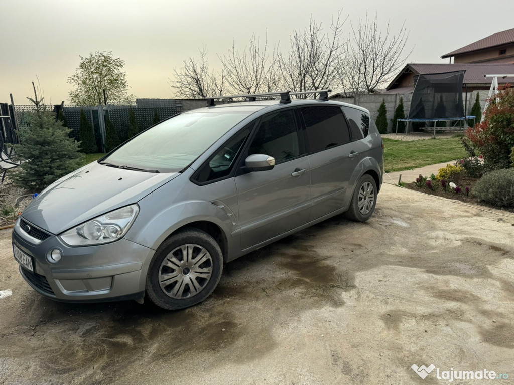 Vând Ford S Max 7 locuri