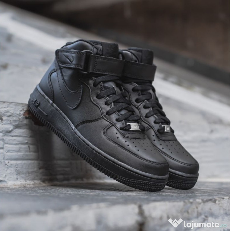 Nike Air Force 1 Mid