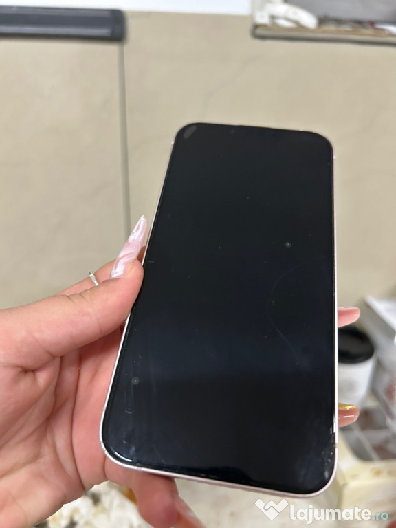 IPhone 13 prețul negociabil