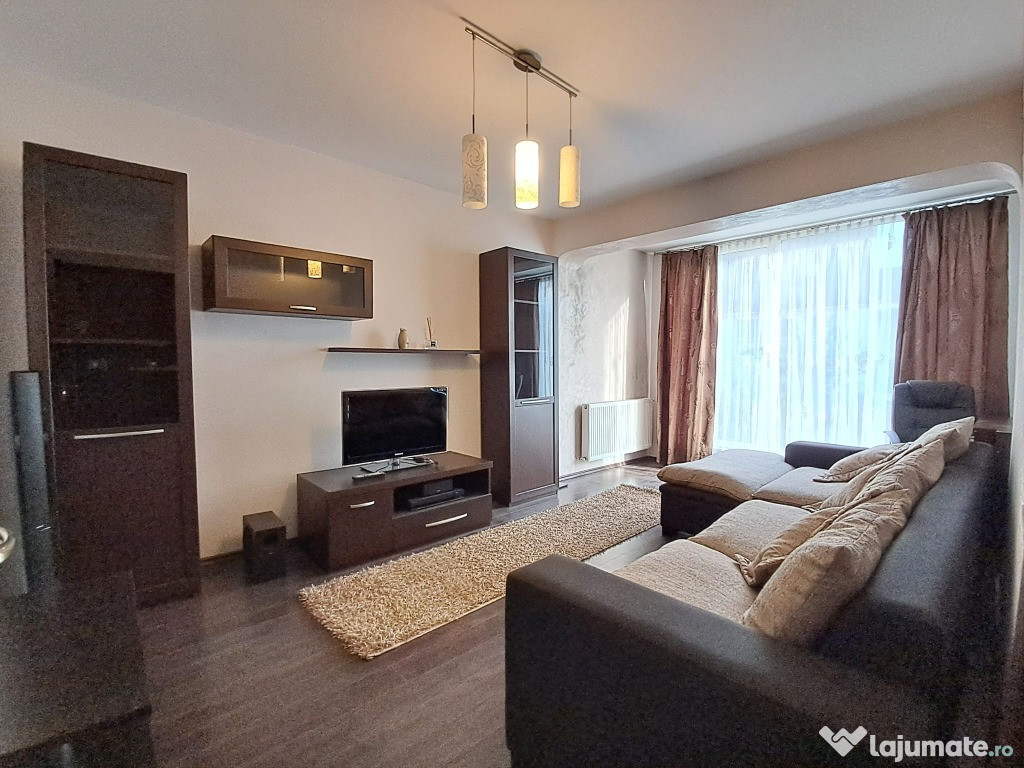 Apartament 2 camere decomandat, etaj 1, parcare Str. Eroilor Floresti