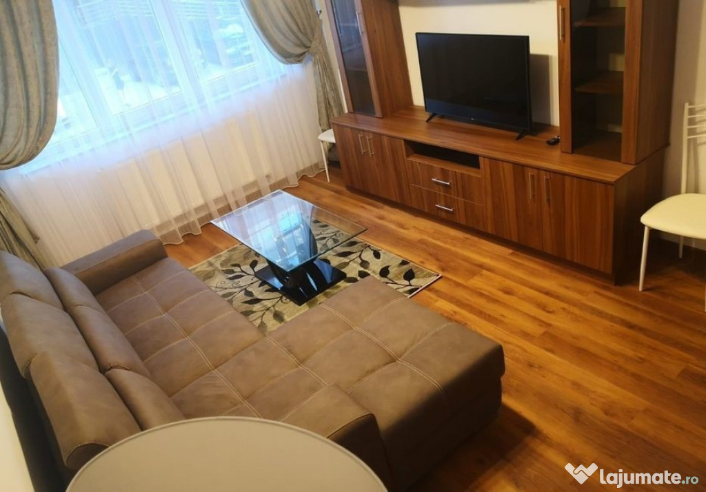 Apartament 2 camere in zona Lizeanu