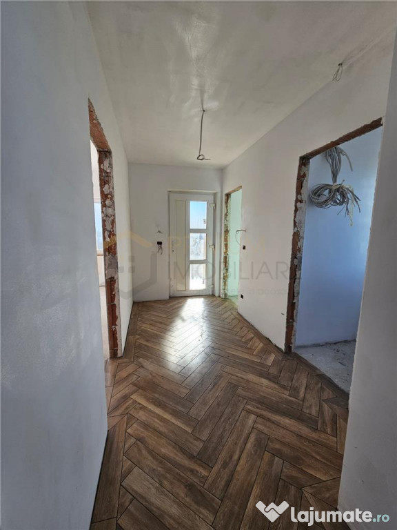 Duplex - dormitor la parter - toate utilitatile