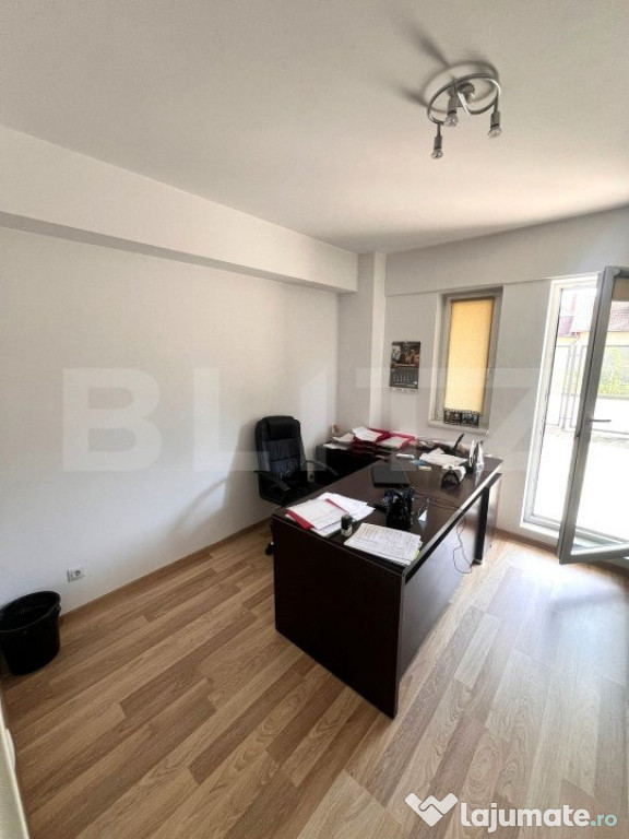 Apartament 2 camere si gradina, parcare subterana, zona str.