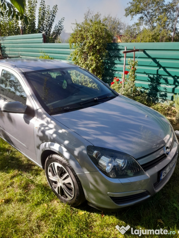 Opel Astra H benzina 14 ecotec