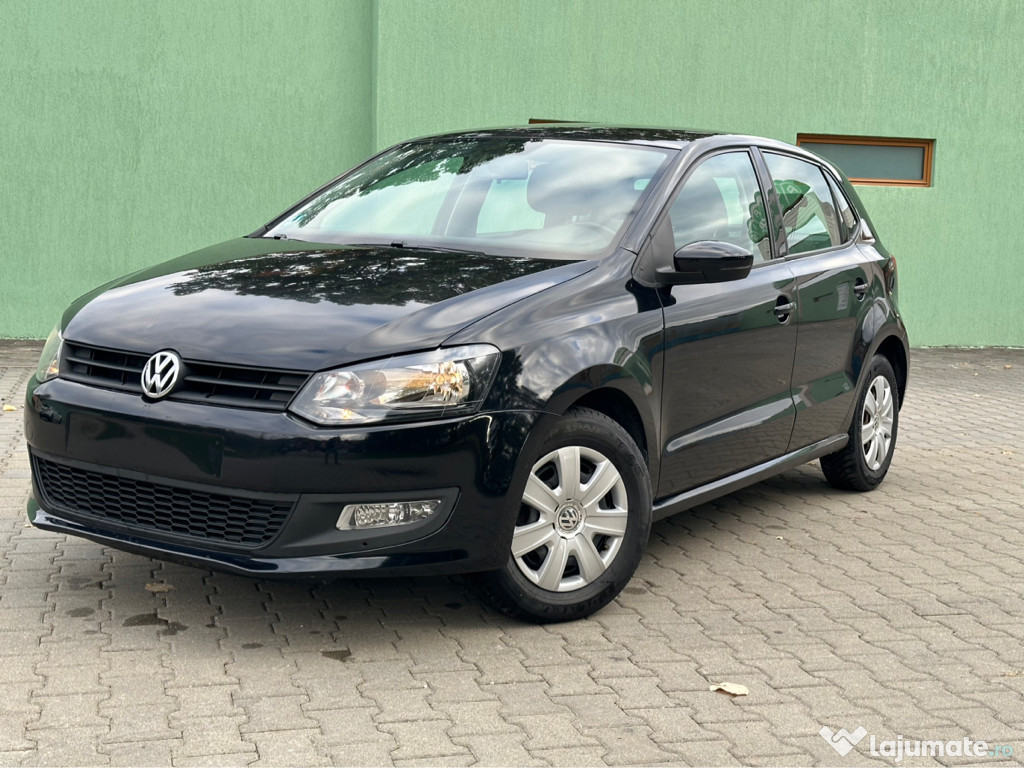 Vând vw polo 1.2i 2010