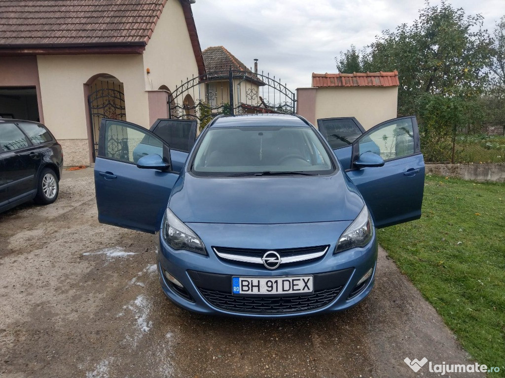 Opel Astra J Sport Tourer