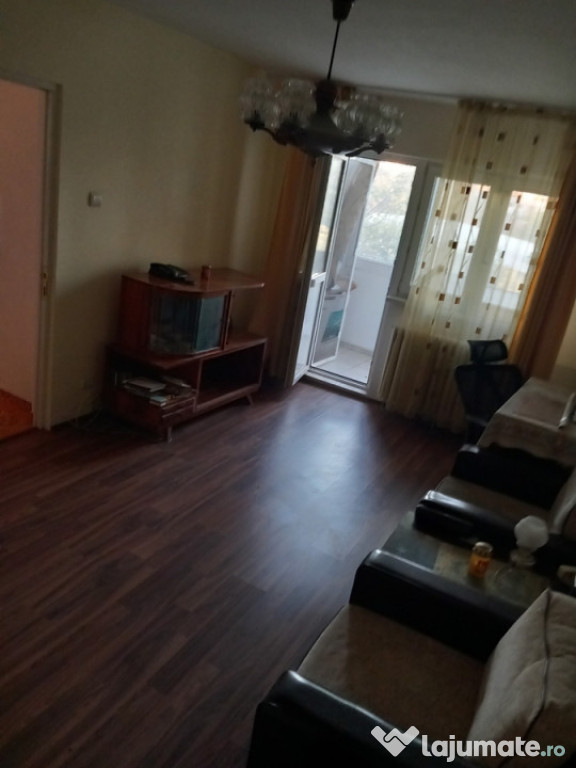 Apartament 2 camere-zona Drumul Taberei