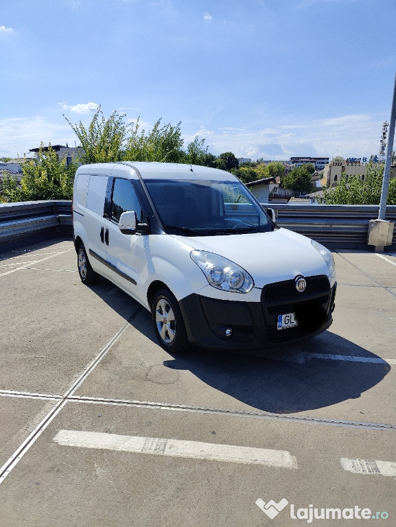 Vând Fiat Doblo 1.3 MultiJet 90 CP