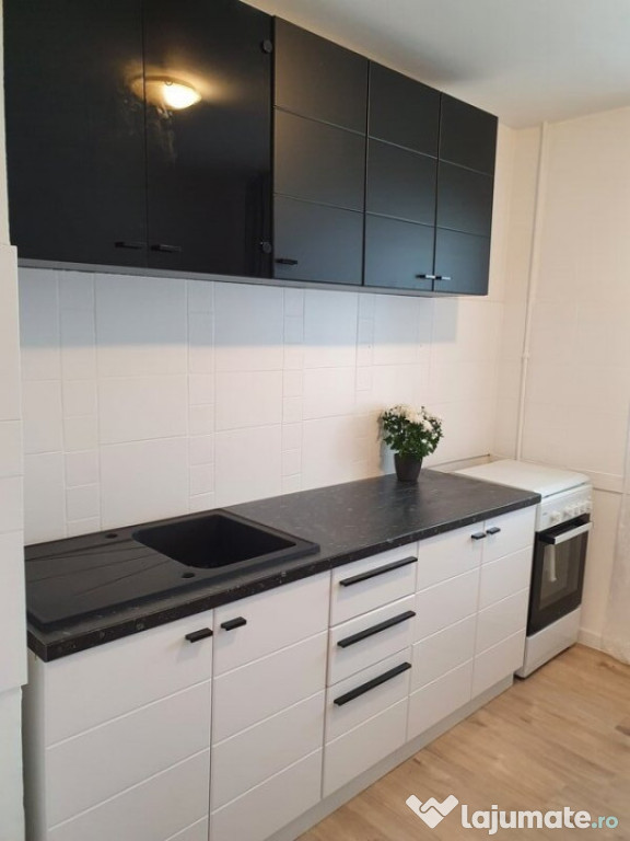 APARTAMENT 3 CAMERE-COLENTINA-TEIUL DOAMNEI-2 BAI-DECOMANDAT