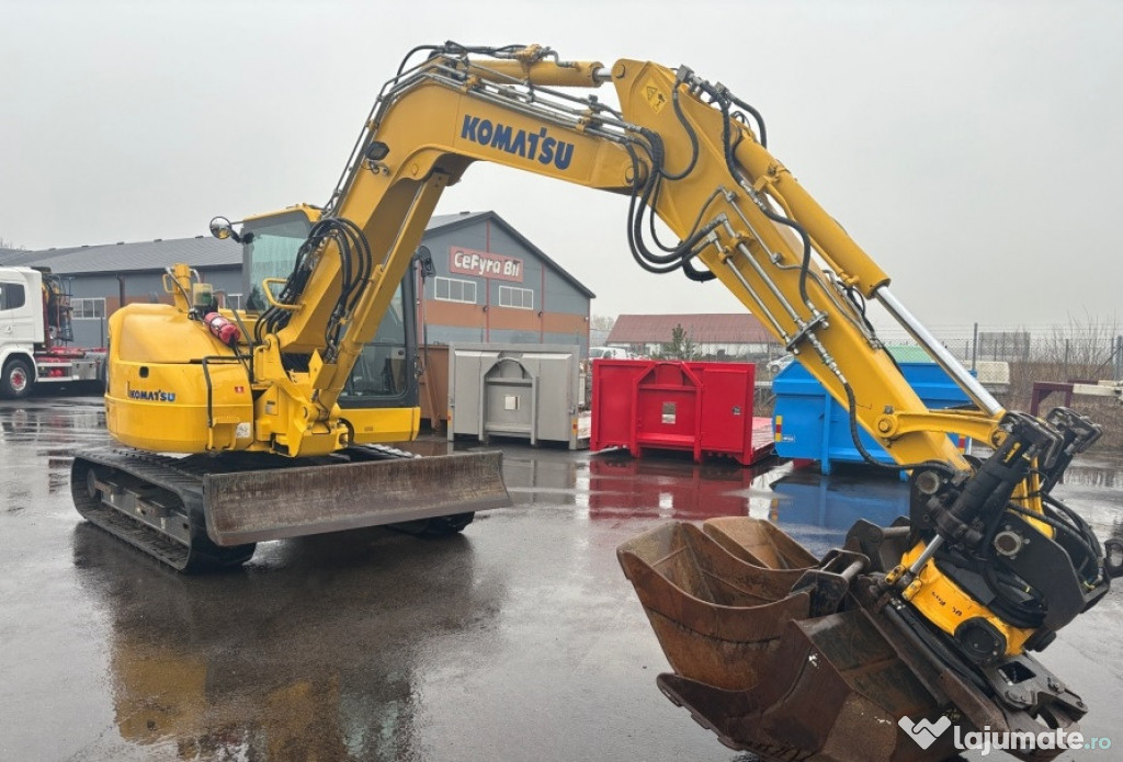 2017 Excavator Komatsu PC88MR-10