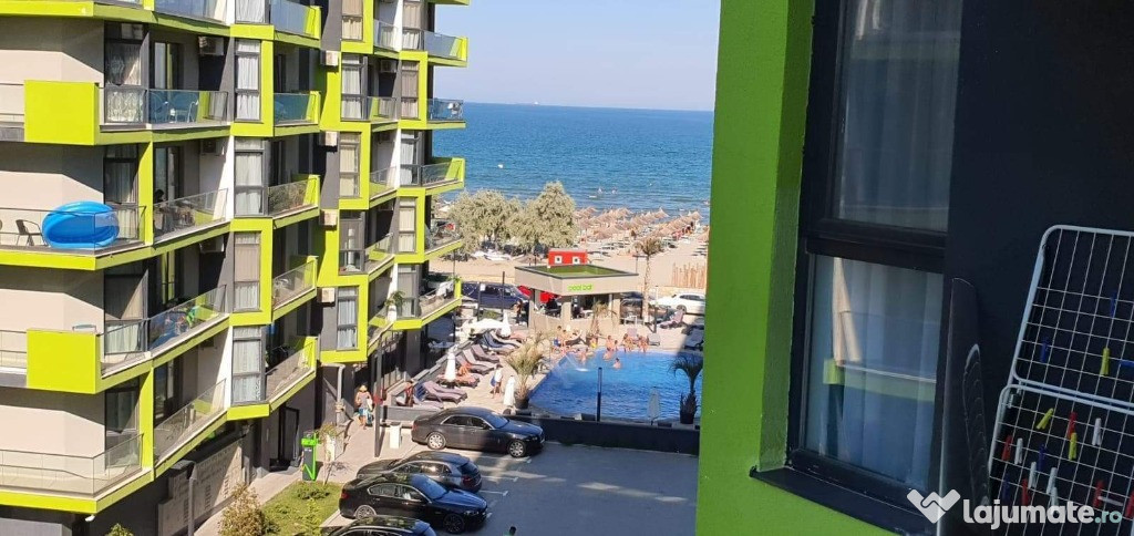 Vând apartament cu 2 camere în complexul Alezzi Beach