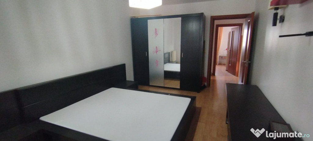 Apartament 3 camere, DECOMANDAT, mobilat si utilat etaj 9, P