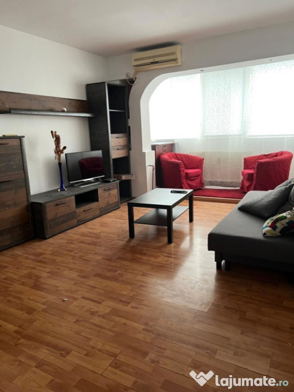 APARTAMENT DE 2 CAMERE, 47 MP UTILI, PIATA VICTORIEI