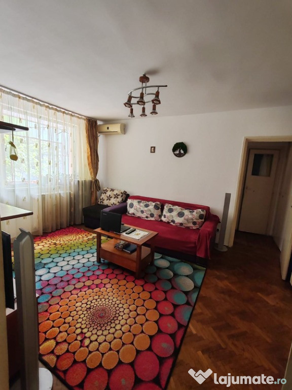 Piata Sudului, Apartament cu 2 camere, Mobilat