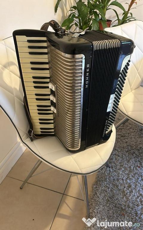 ACORDEON HOHNER CARENA