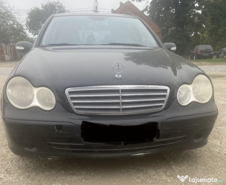 Dezmembrez sau vând Mercedes an 2007