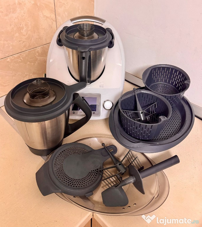 Thermomix TM5, cu 2 boluri, toate accesoriile incluse