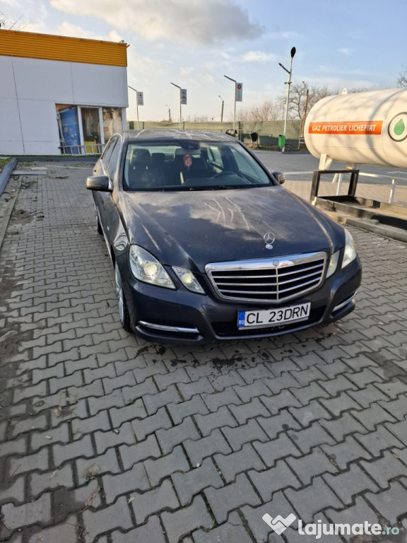 Mercedes W212 E200