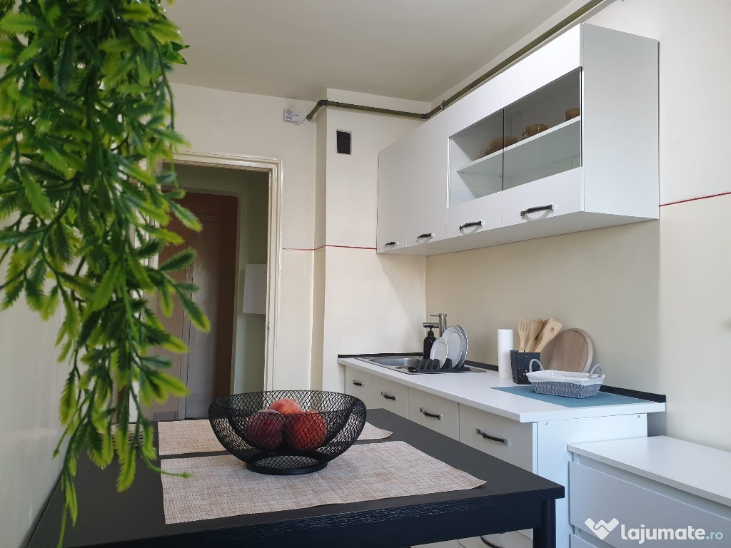 Apartament cu 2 camere in Cartierul Manastur, Strada Mehedinti!