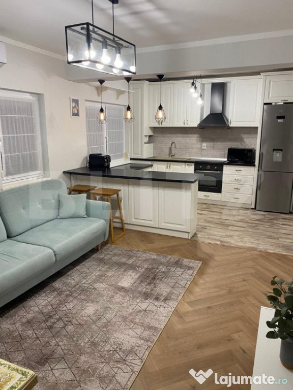 Apartament 2 camere, 55mp, 2 bai, la cheie, cu parcare si bo