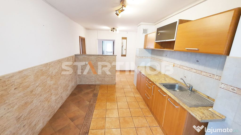 Apartament 3 camere cu boxa si parcare