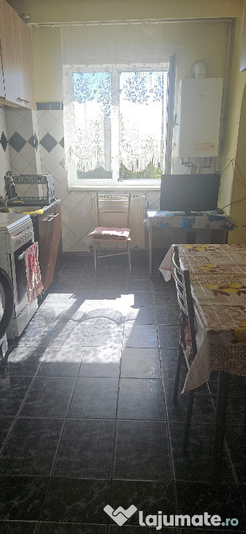 Vand apartament cu 2 camere Deva, Gojdu (scoala Andrei Saguna), 53 mp