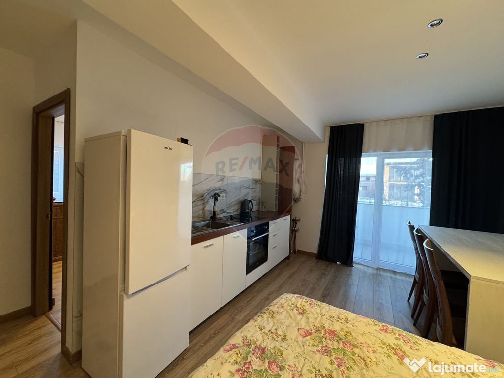 De inchiriat Apartament Modern 48MP Cu Balcon si Loc de P...