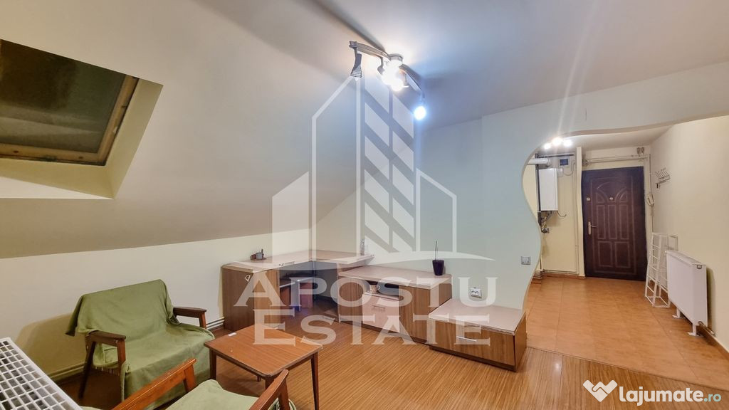 Apartament 2 camere, bloc anvelopat, zona Aradului.