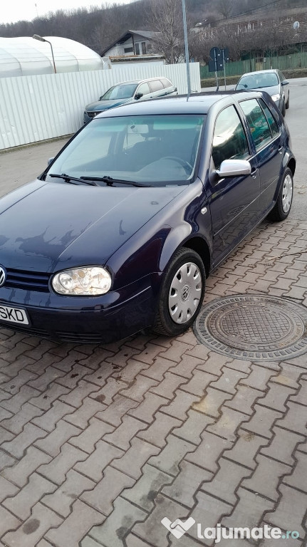 Vw golf 4 1.6i an 2004 impecabil 1400e