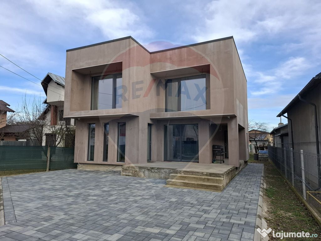 Casă/ Vilă modernă BUCOV | Pleașa | 5 camere | nouă ...