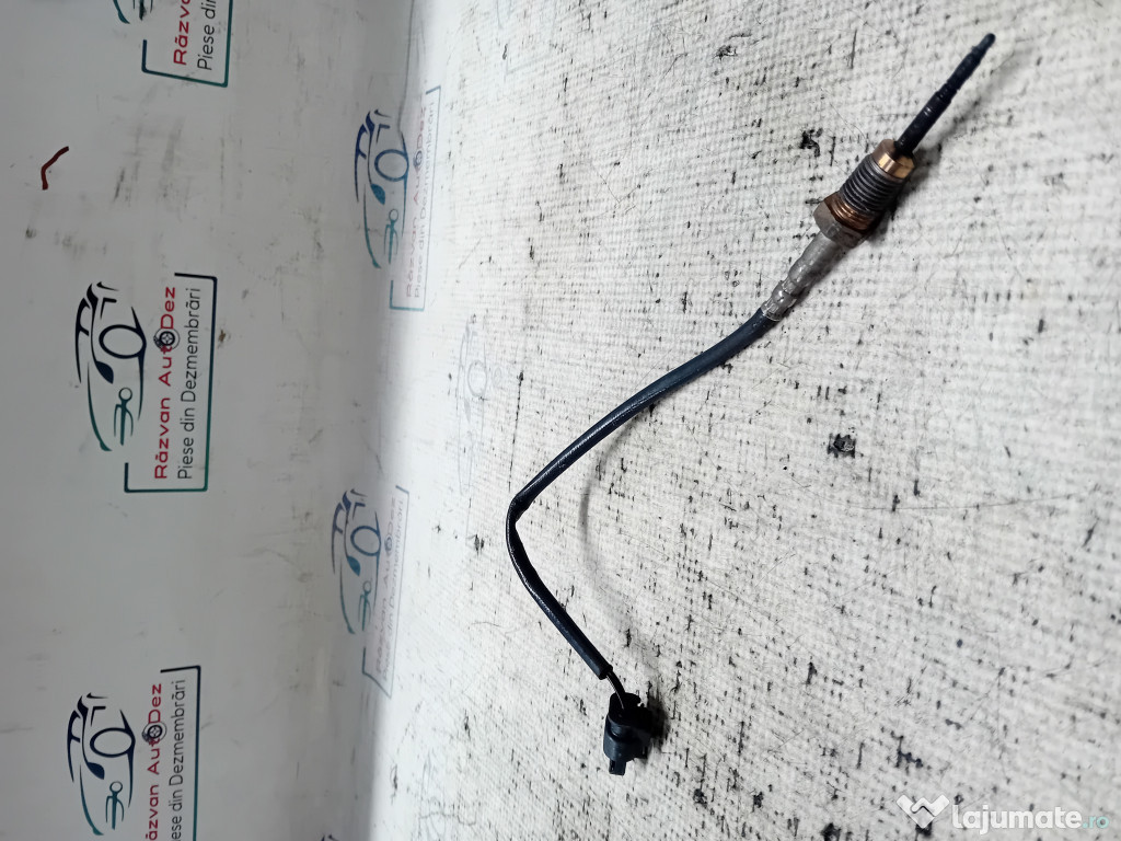 Scut lateral stanga Volkswagen Passat B8 2016