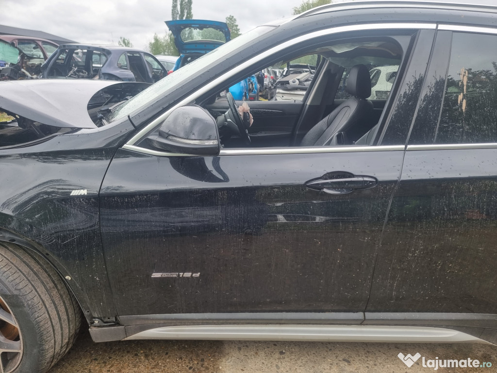 Proiector dreapta Audi A4 B8