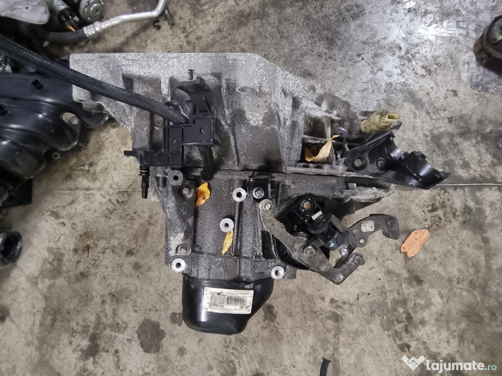 Plafon material Citroen DS4