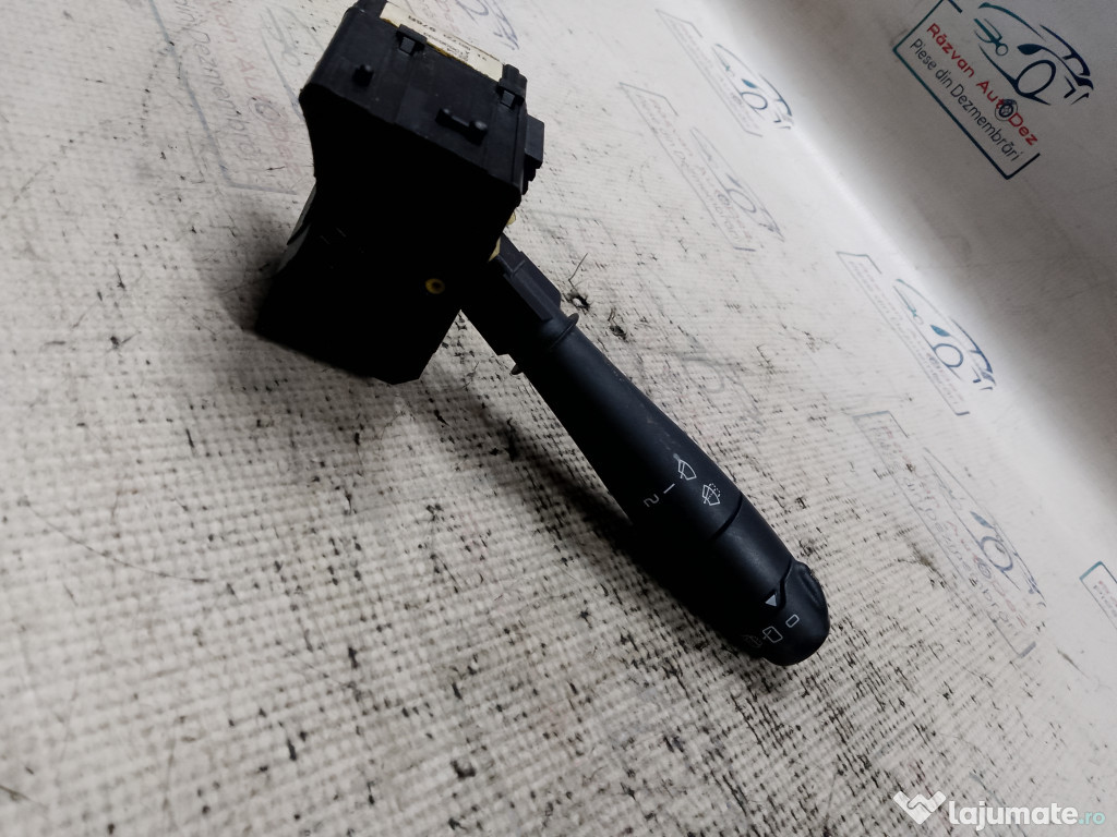 Broasca stanga spate Volkswagen Touareg 2012