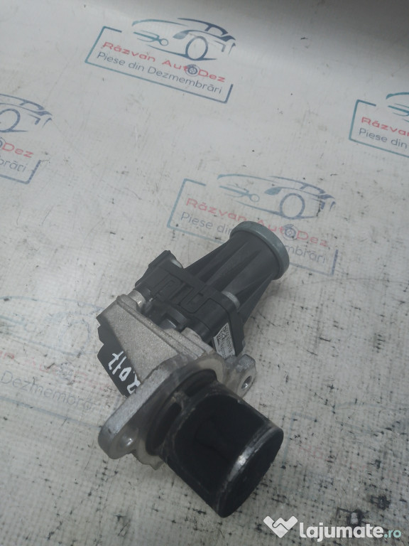 Broasca dreapta spate Skoda Superb 2 2012