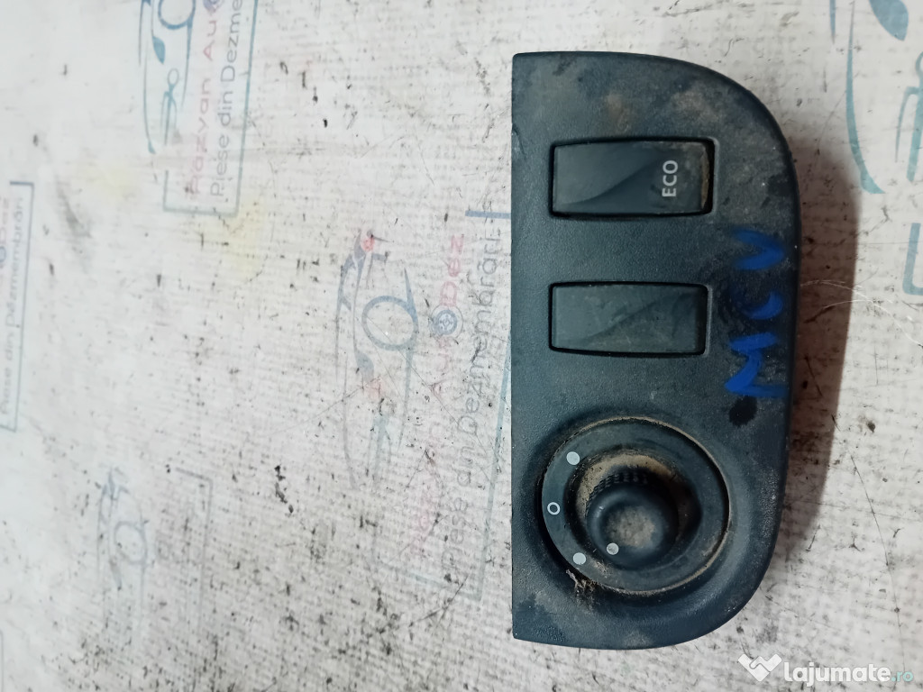 Broasca stanga spate Nissan Qashqai 2011