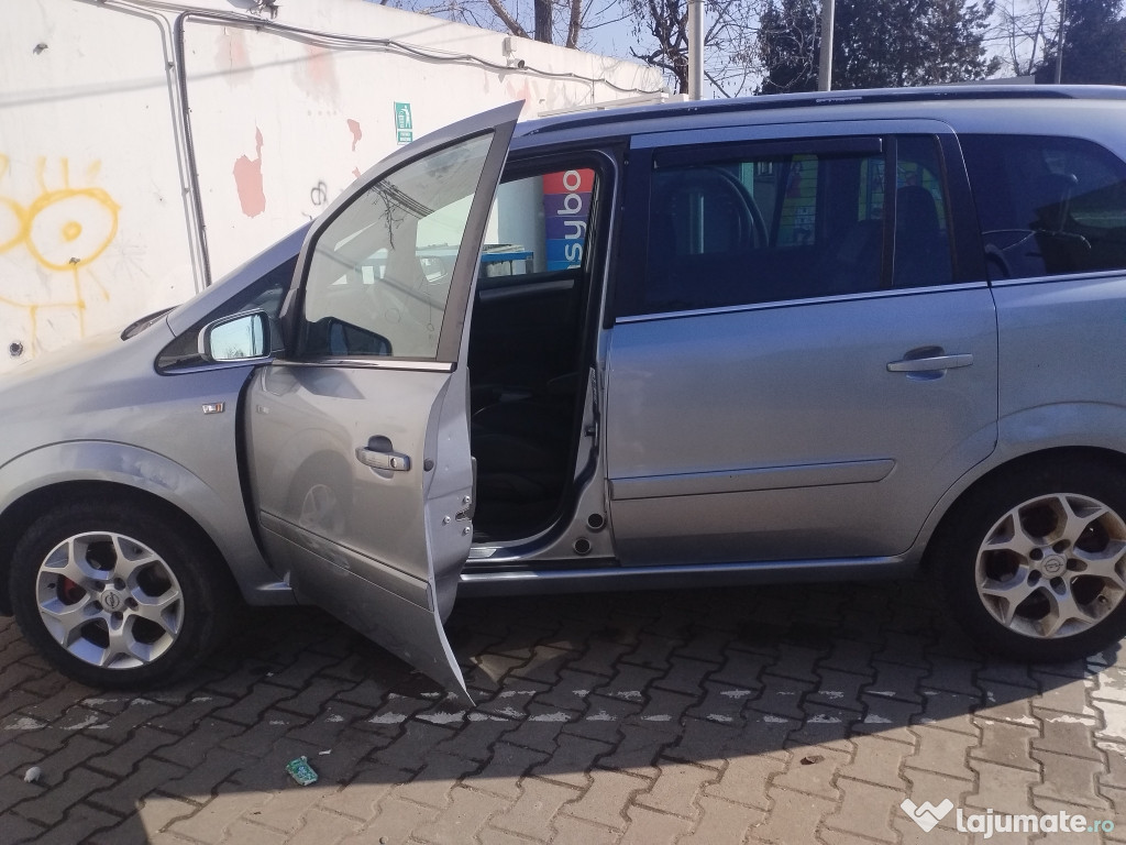 Se vinde opel zafira b