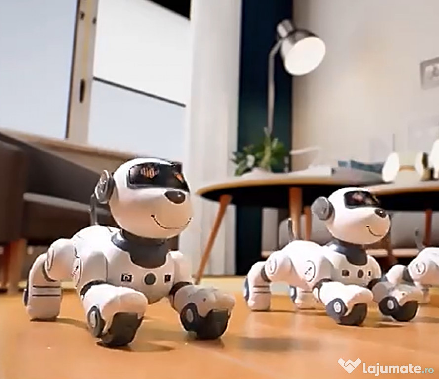 Câine robotic inteligent