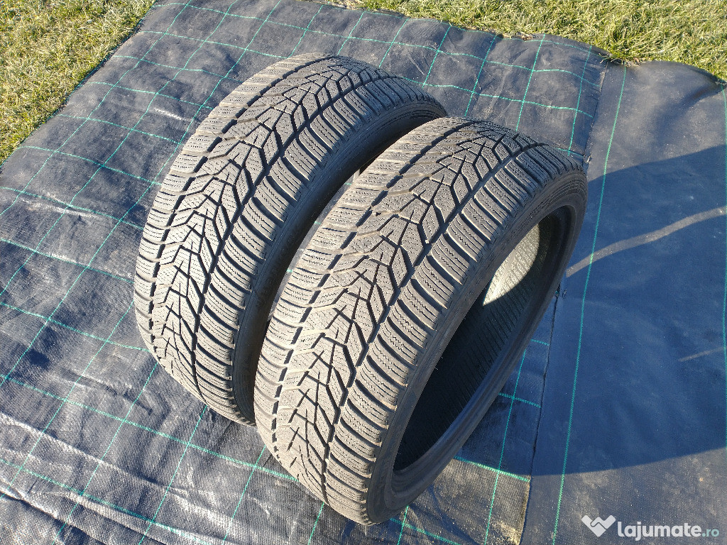 Vand 2 anvelope iarna Hankook 215/45 R18