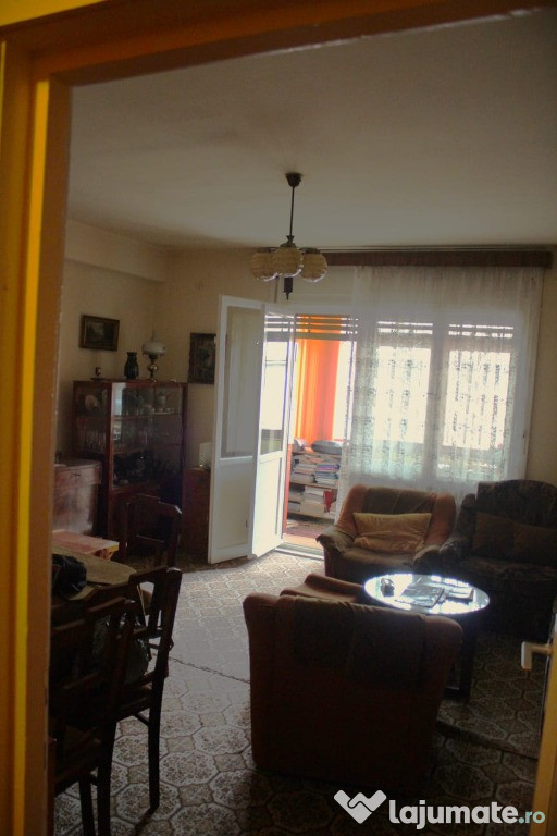 Apartament 2 camere situat intre Piata Crucii so Bd. Victor Babes